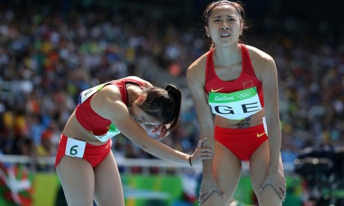 女子 4x100 米接力美国队重赛晋级，中国队被挤掉无缘决赛